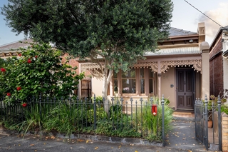 nelson-alexander-michael-leunig-fitzroy-north-1